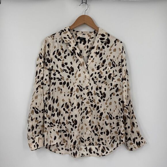 Rails Rebel Silk Button Front Blouse in Natural Abstract Animal | Medium - Picture 3 of 10